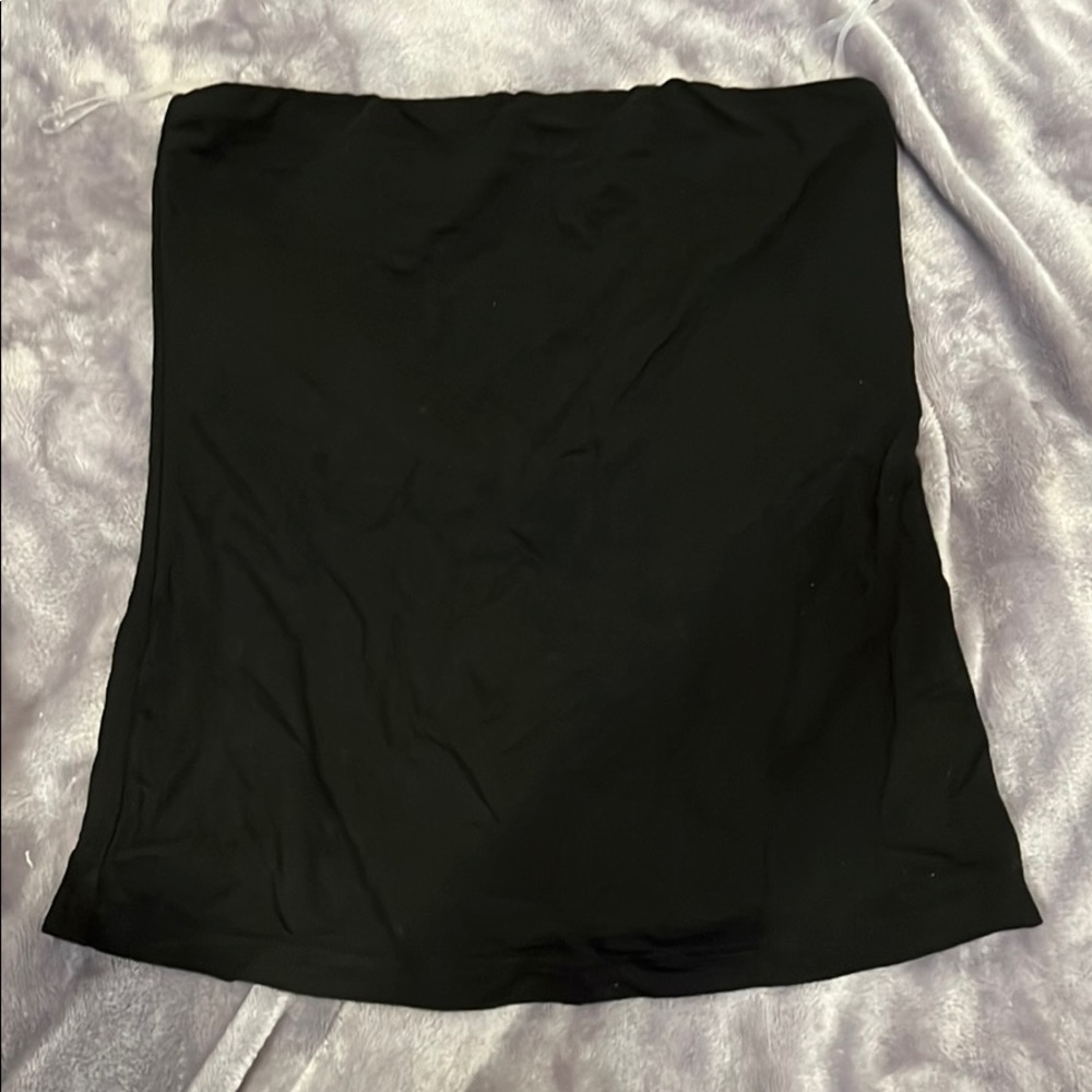 Black flowy tube top